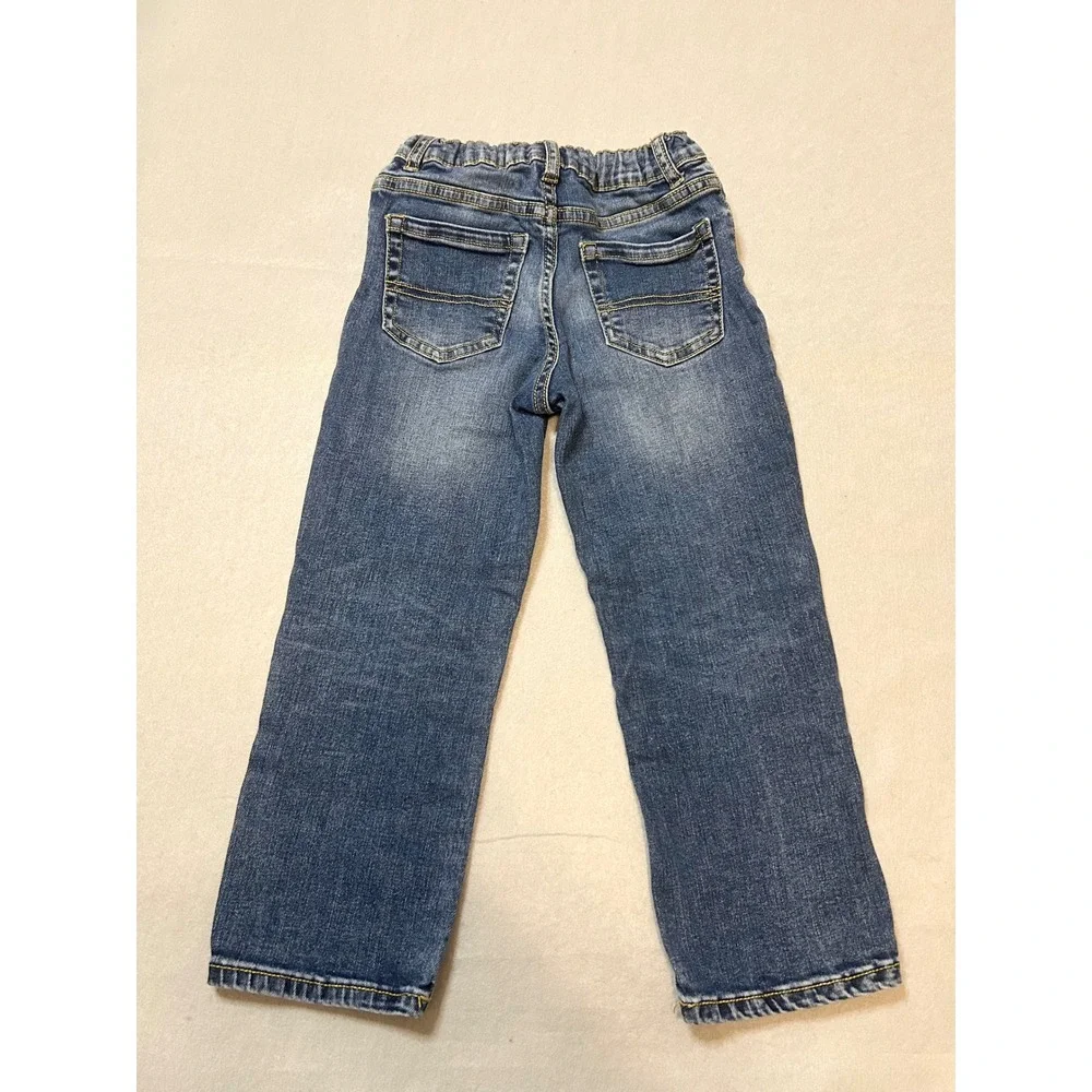 The Childrens Place Boys Relaxed Fit Straight Leg Jeans Medium Wash Blue 5T